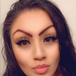 Meet your Posher, Veronica